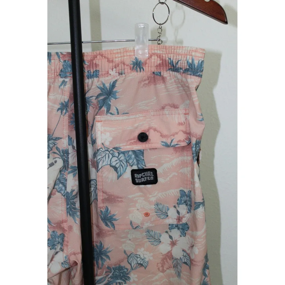 Rip Curl Men's Lay Days Tropical Floral Boardshorts Pink Blue Swim Trunks Size S